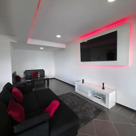 Rodrigues House - Private Jacuzzi Lejlighed