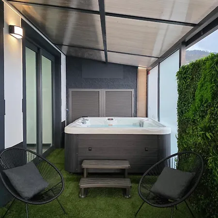 Rodrigues House - Private Jacuzzi Lejlighed *