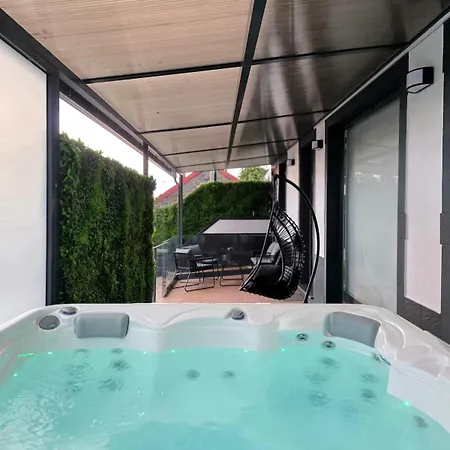 Rodrigues House - Private Jacuzzi *