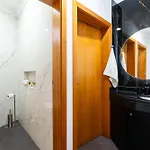 Rodrigues House - Private Jacuzzi Calheta (Madeira)