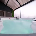 Apartment Rodrigues House - Private Jacuzzi Calheta (Madeira)