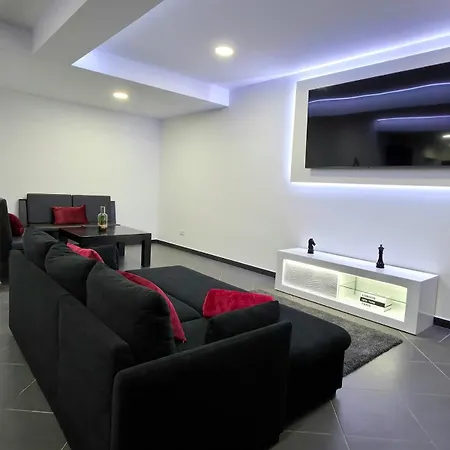 Rodrigues House - Private Jacuzzi * Calheta (Madeira)