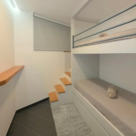 Rodrigues House - Private Jacuzzi * Calheta (Madeira)