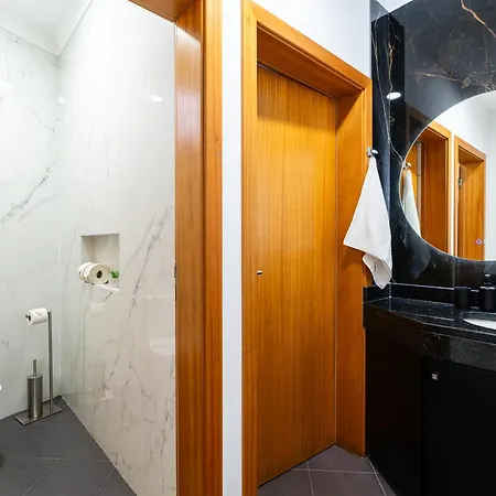 Rodrigues House - Private Jacuzzi Calheta (Madeira)