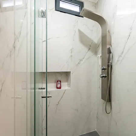Rodrigues House - Private Jacuzzi