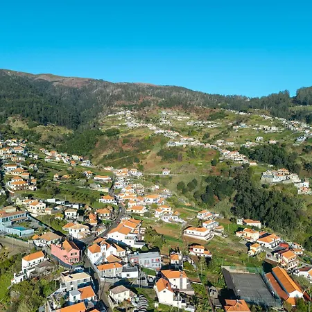 Rodrigues House - Private Jacuzzi * Calheta (Madeira)